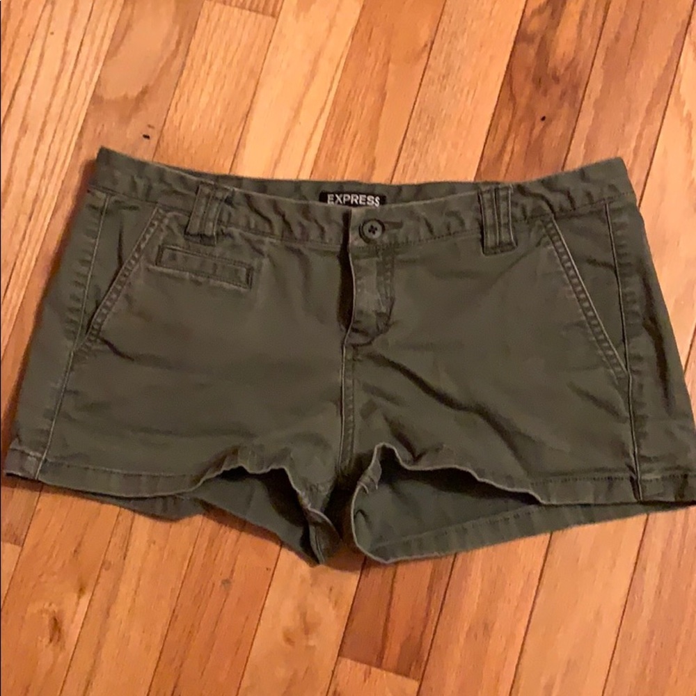 Express Shorts